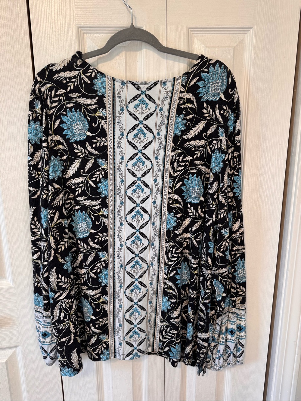 Belle by Kim Gravel Floral Boho Boarder Print Tunic Blouse Black Blue Size 2X - Picture 7 of 11